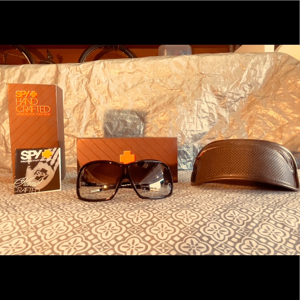 SPY OPTICS HANDMADE SIOUXSIE SUNGLASSES. Brand new in the box